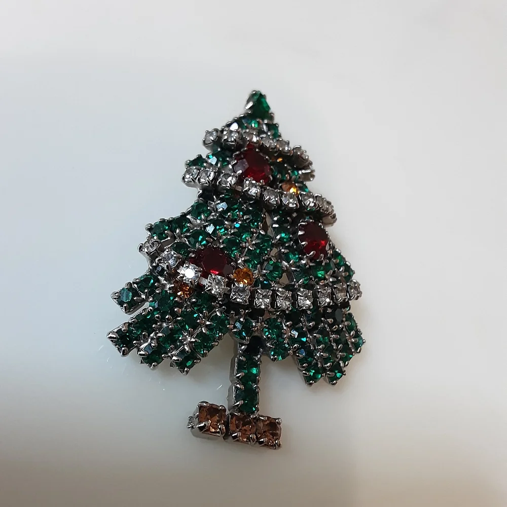 EISENBERG ICE Christmas Tree Rhinestones Dangling Garland Brooch